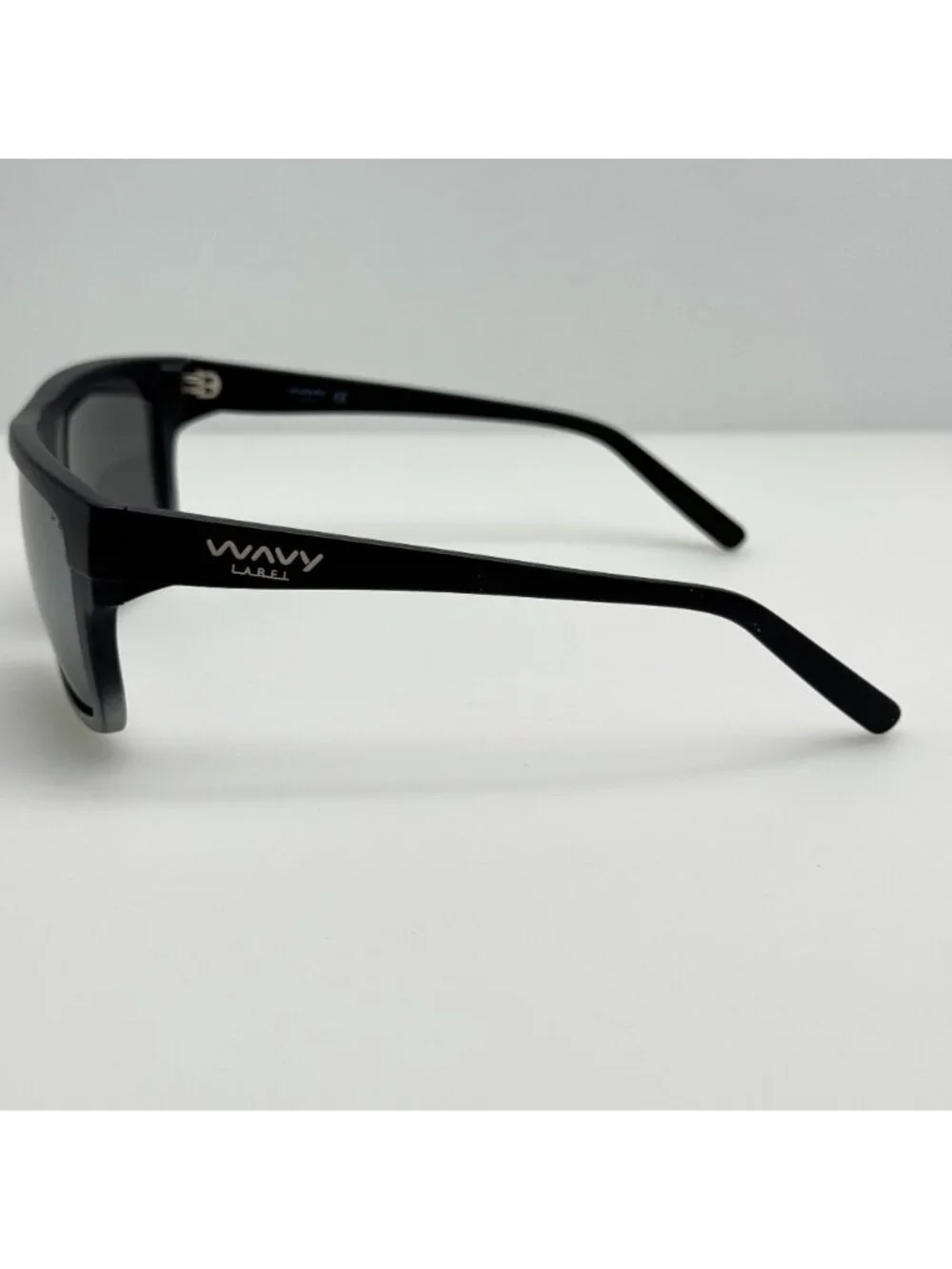 Wavy Label Sunglasses Papi BLK-SSM Polarized Black